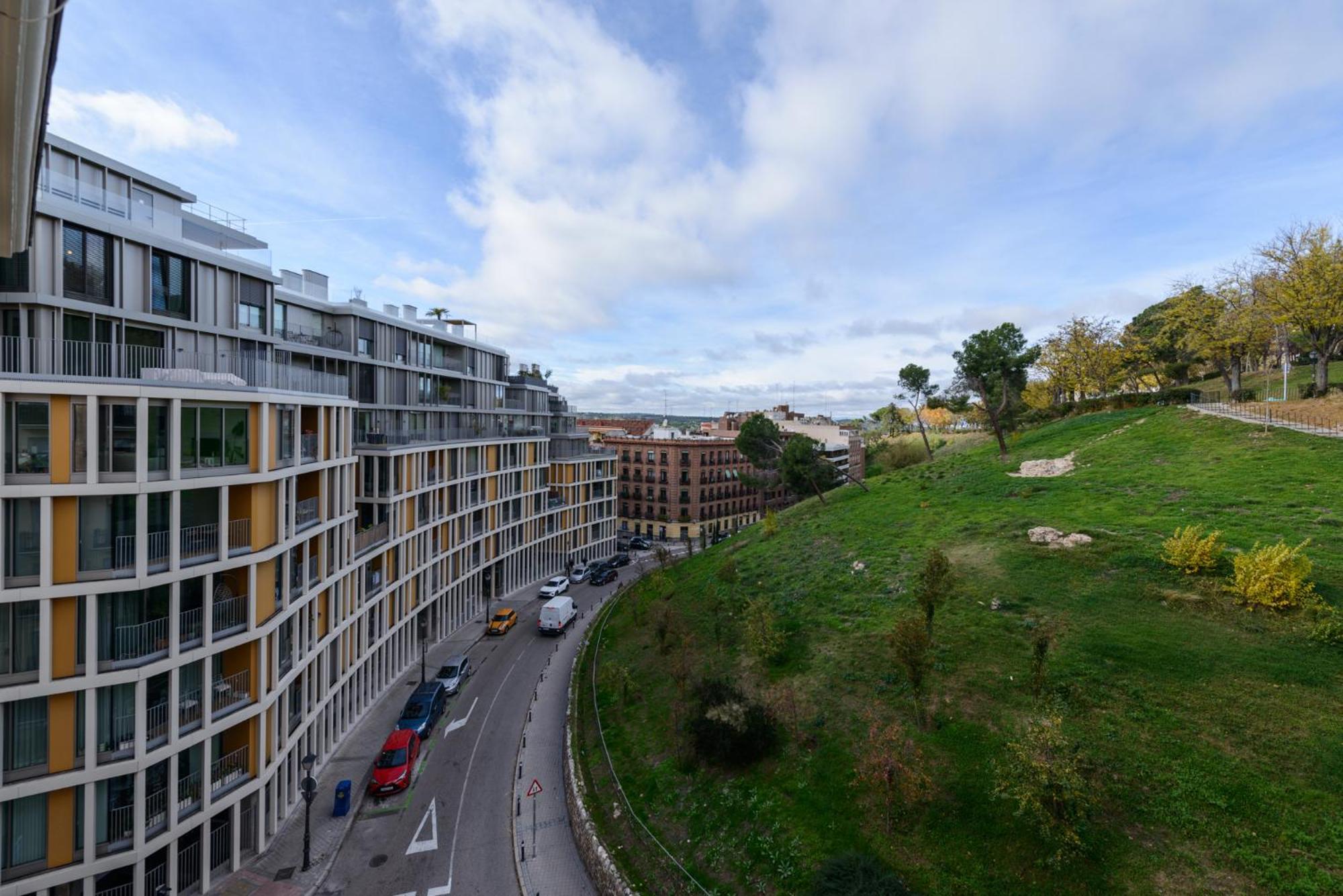 Apartamento Amplio Piso En Madrid Centro Con Vistas Al Templo De Debod Exterior foto