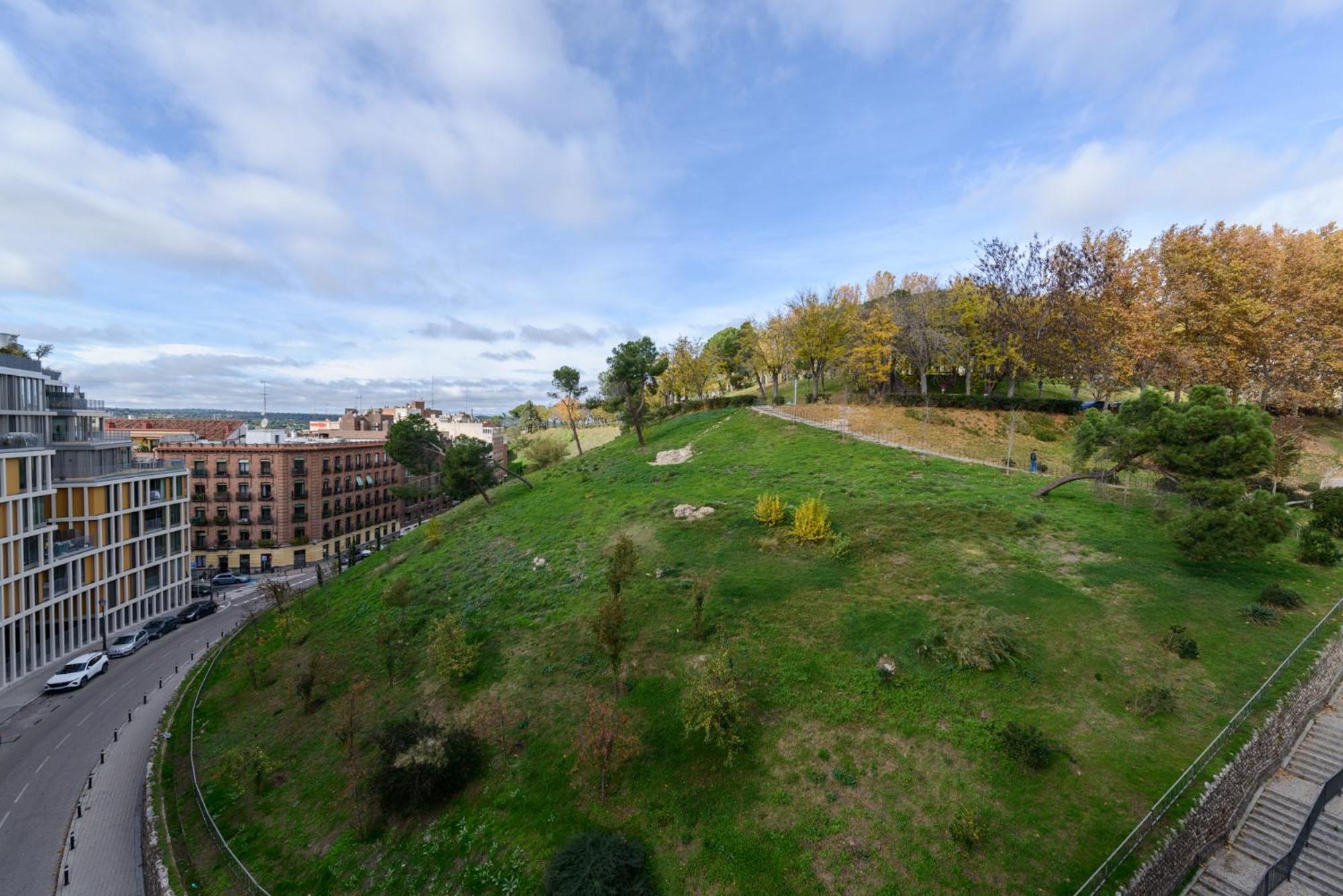 Apartamento Amplio Piso En Madrid Centro Con Vistas Al Templo De Debod Exterior foto