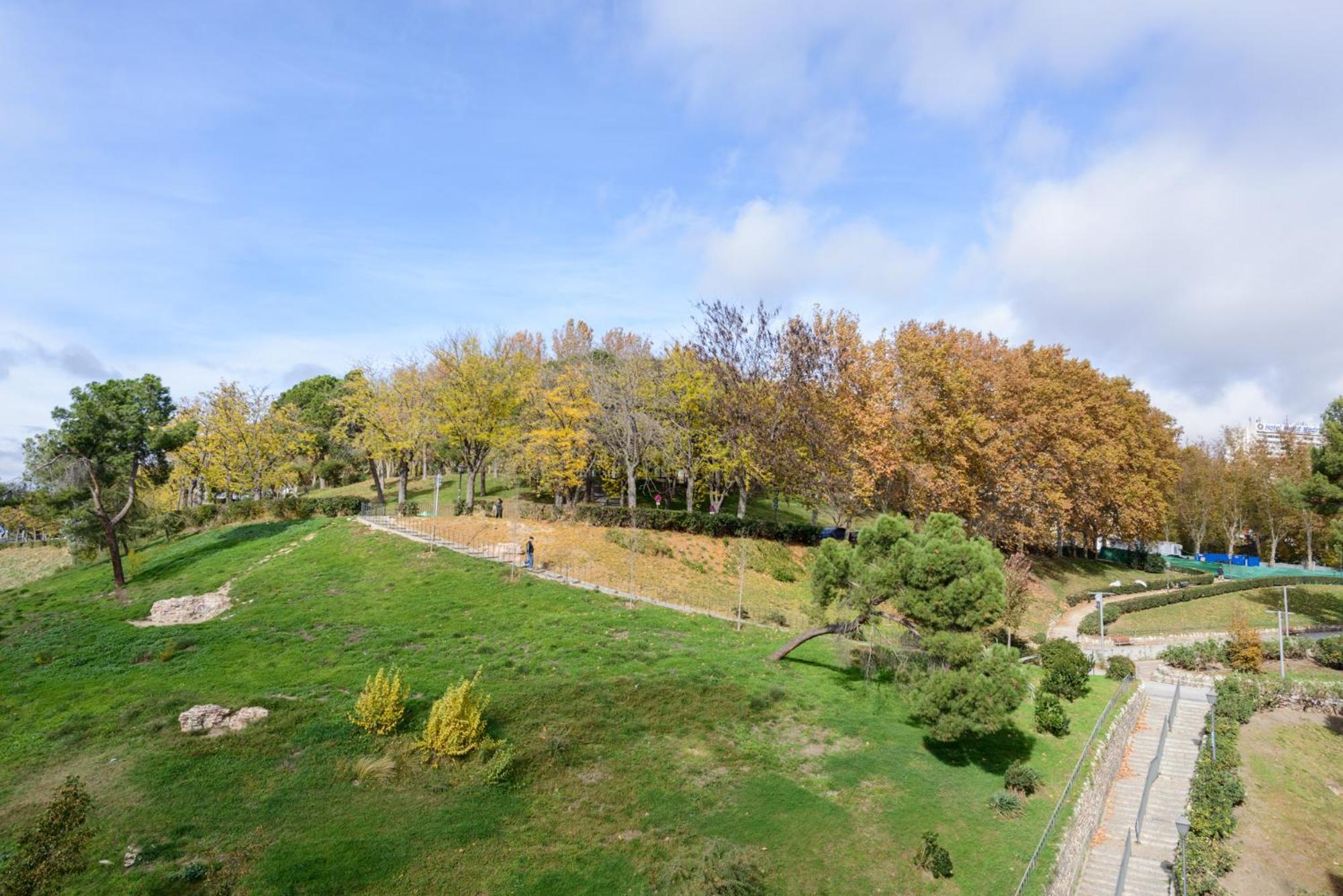 Apartamento Amplio Piso En Madrid Centro Con Vistas Al Templo De Debod Exterior foto