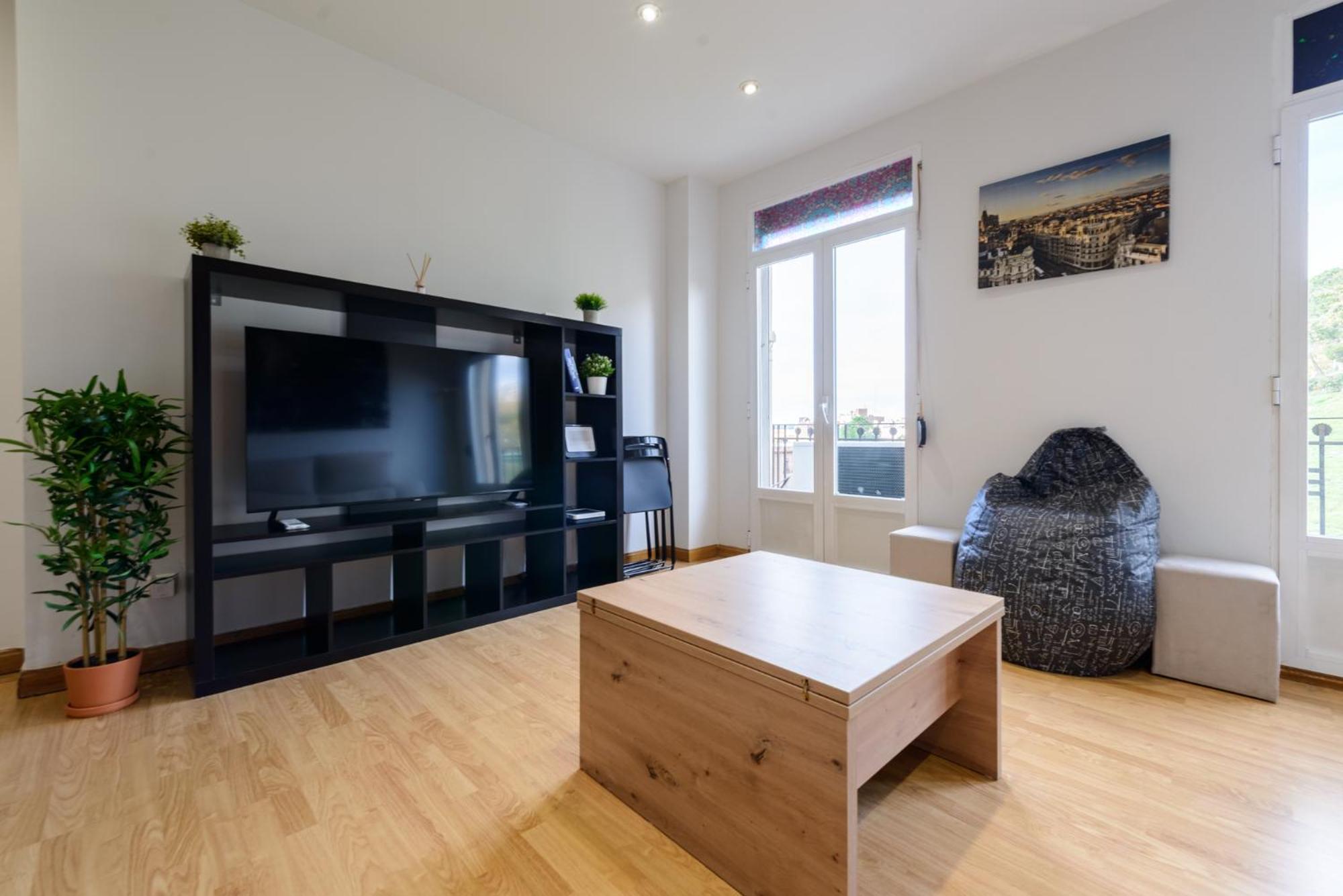 Apartamento Amplio Piso En Madrid Centro Con Vistas Al Templo De Debod Exterior foto