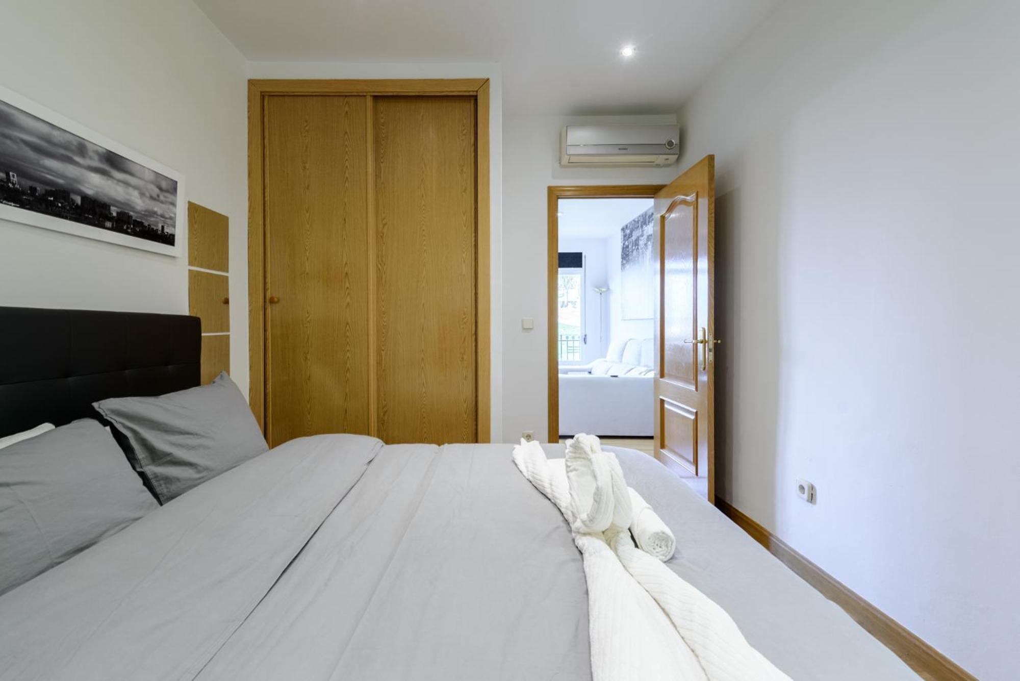 Apartamento Amplio Piso En Madrid Centro Con Vistas Al Templo De Debod Exterior foto