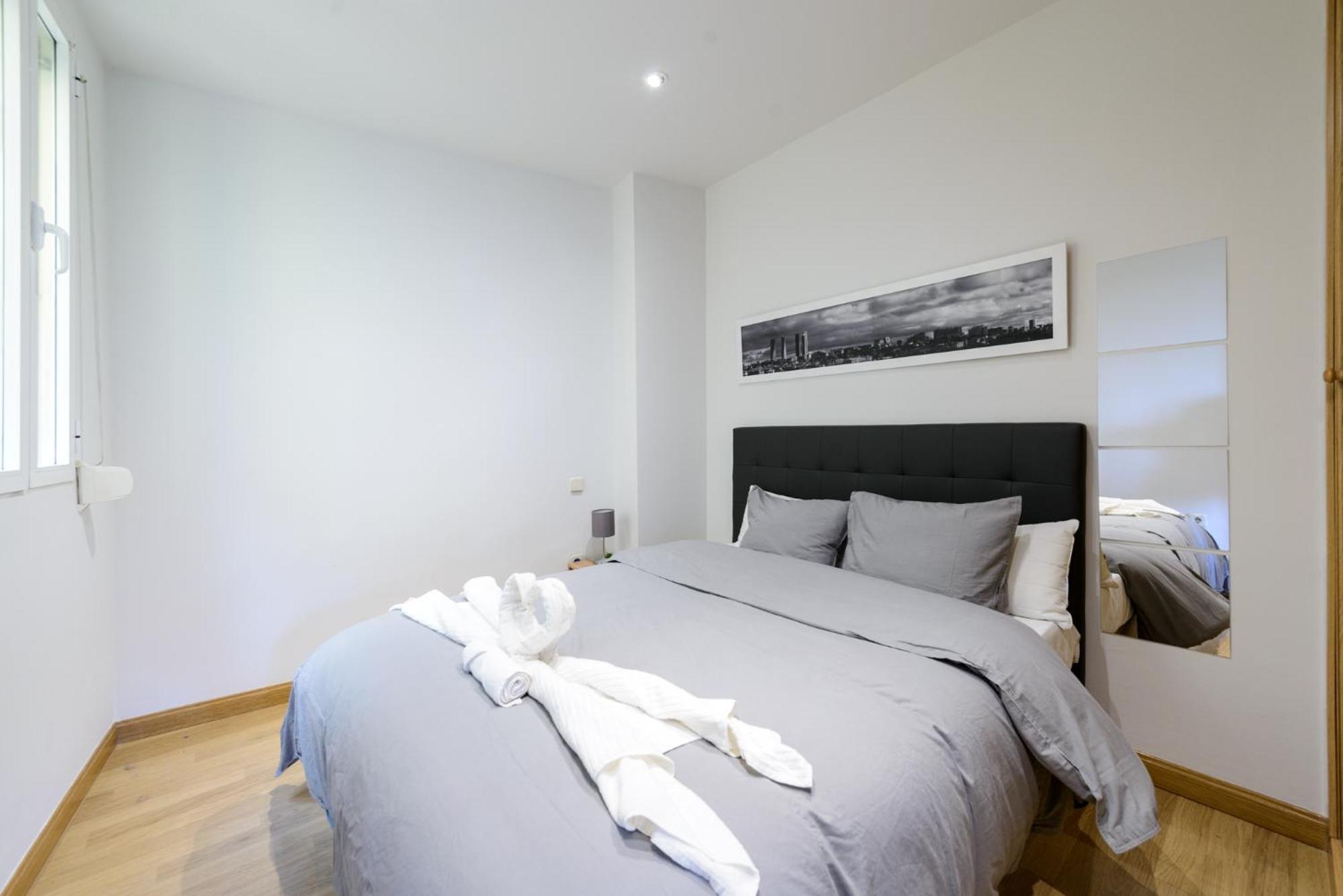 Apartamento Amplio Piso En Madrid Centro Con Vistas Al Templo De Debod Exterior foto
