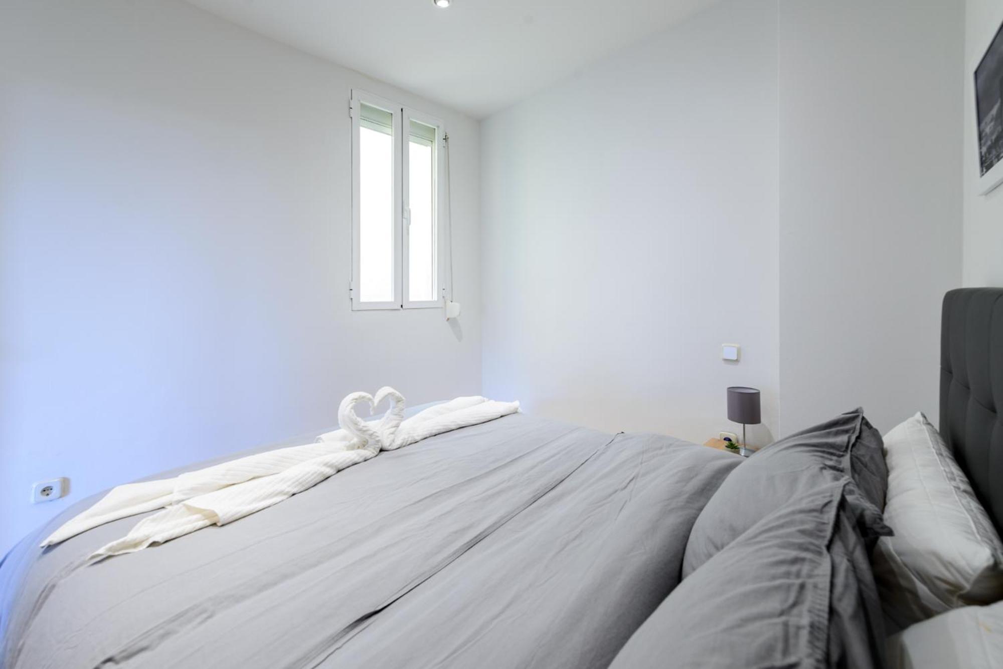 Apartamento Amplio Piso En Madrid Centro Con Vistas Al Templo De Debod Exterior foto